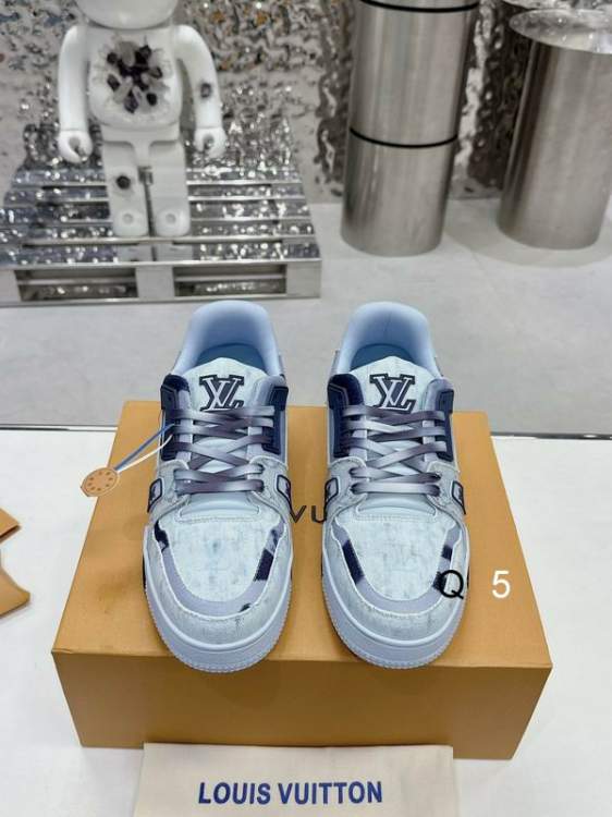 Picture of Louis Vuitton Shoes _SKULVsz35-45JY011312840
